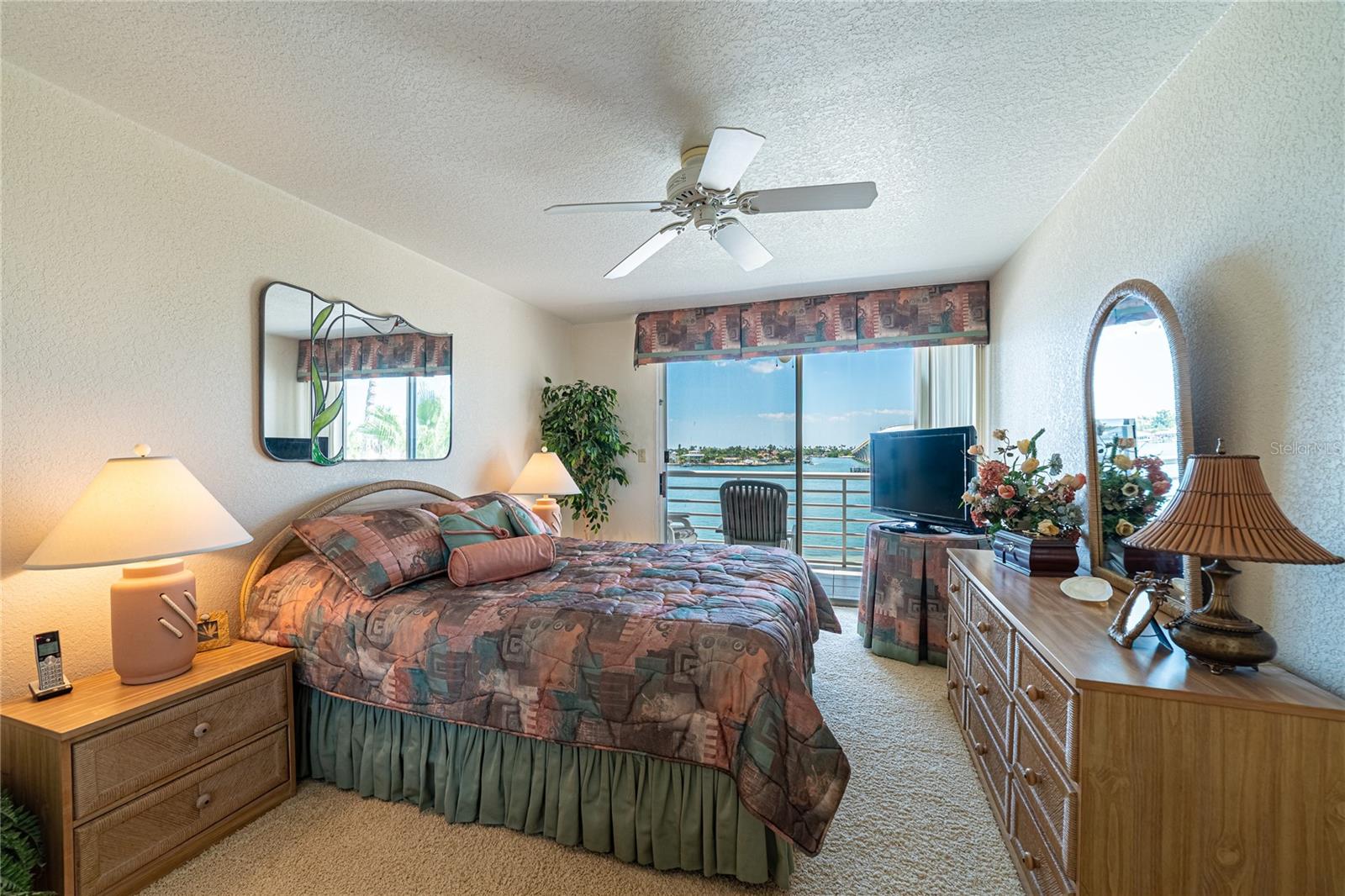 5701 BAHIA DEL MAR CIR #407