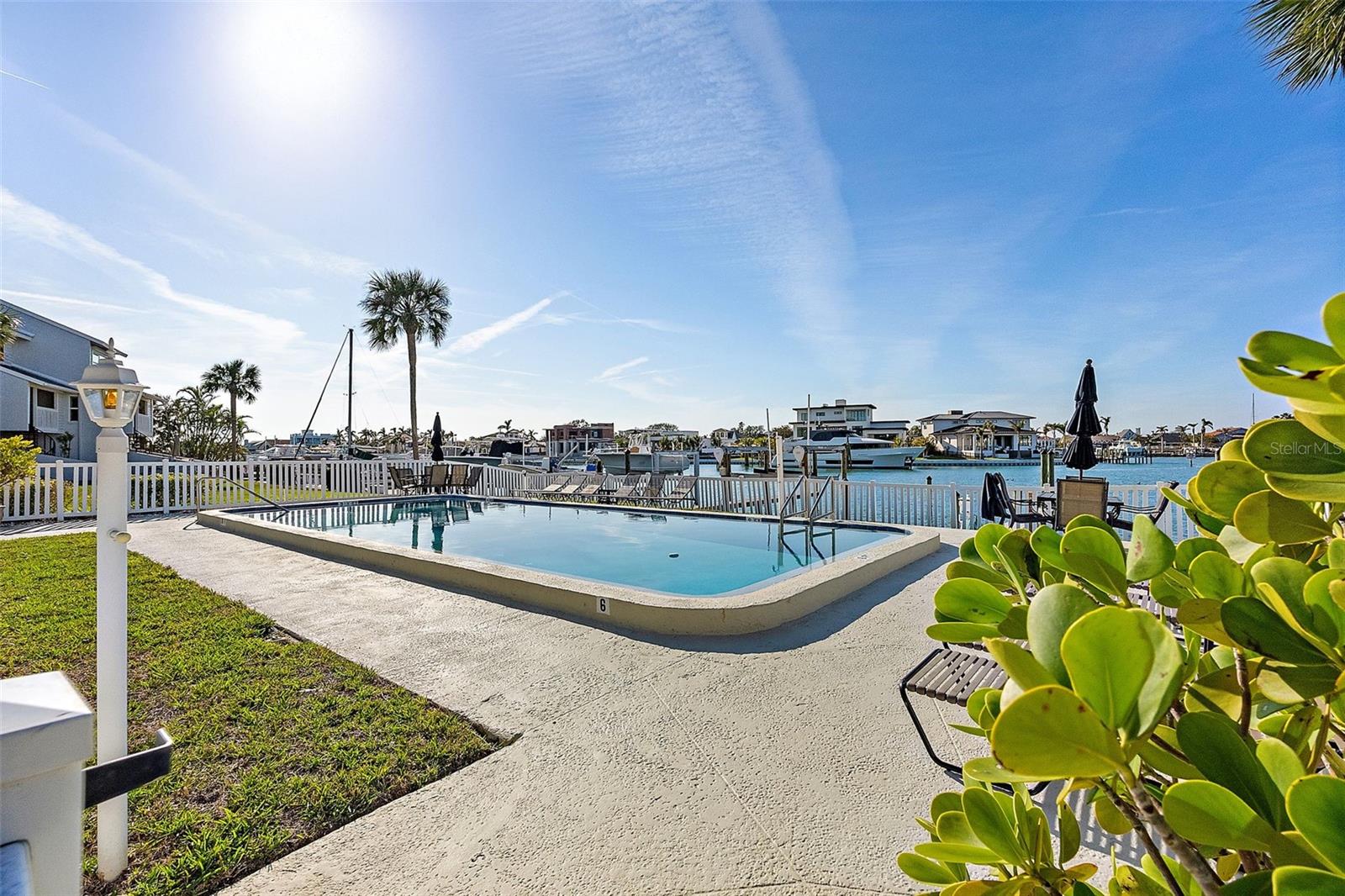380 PINELLAS BAYWAY S. #E
