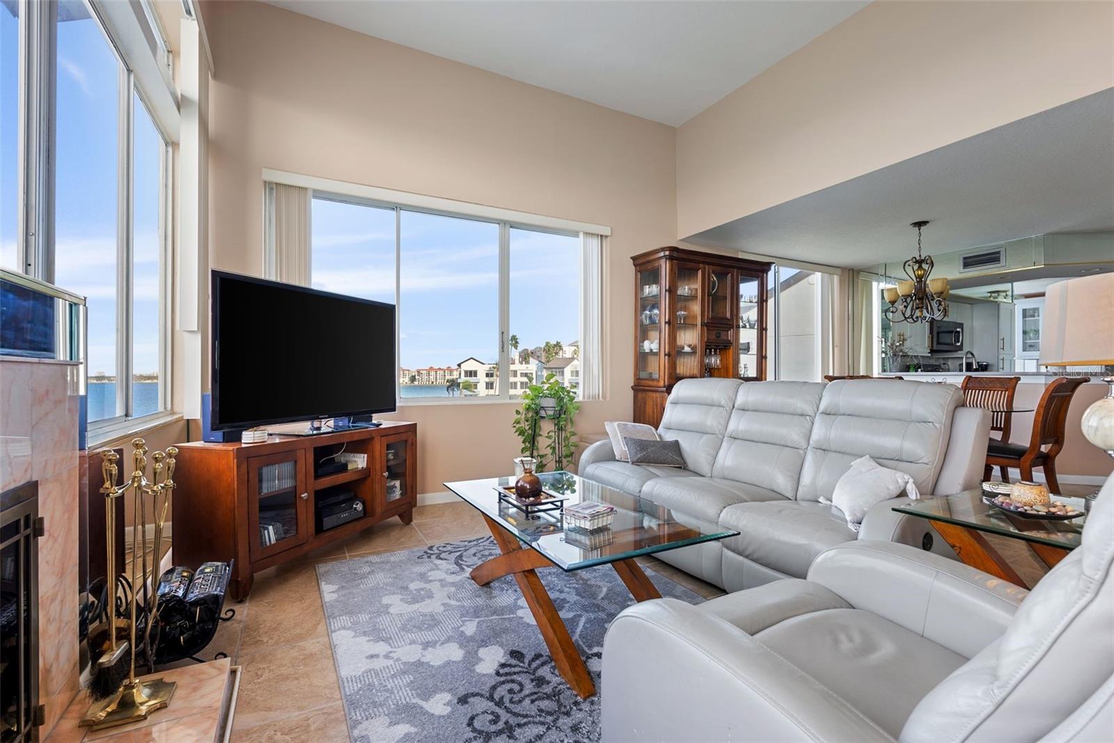 5279 ISLA KEY BLVD S #417