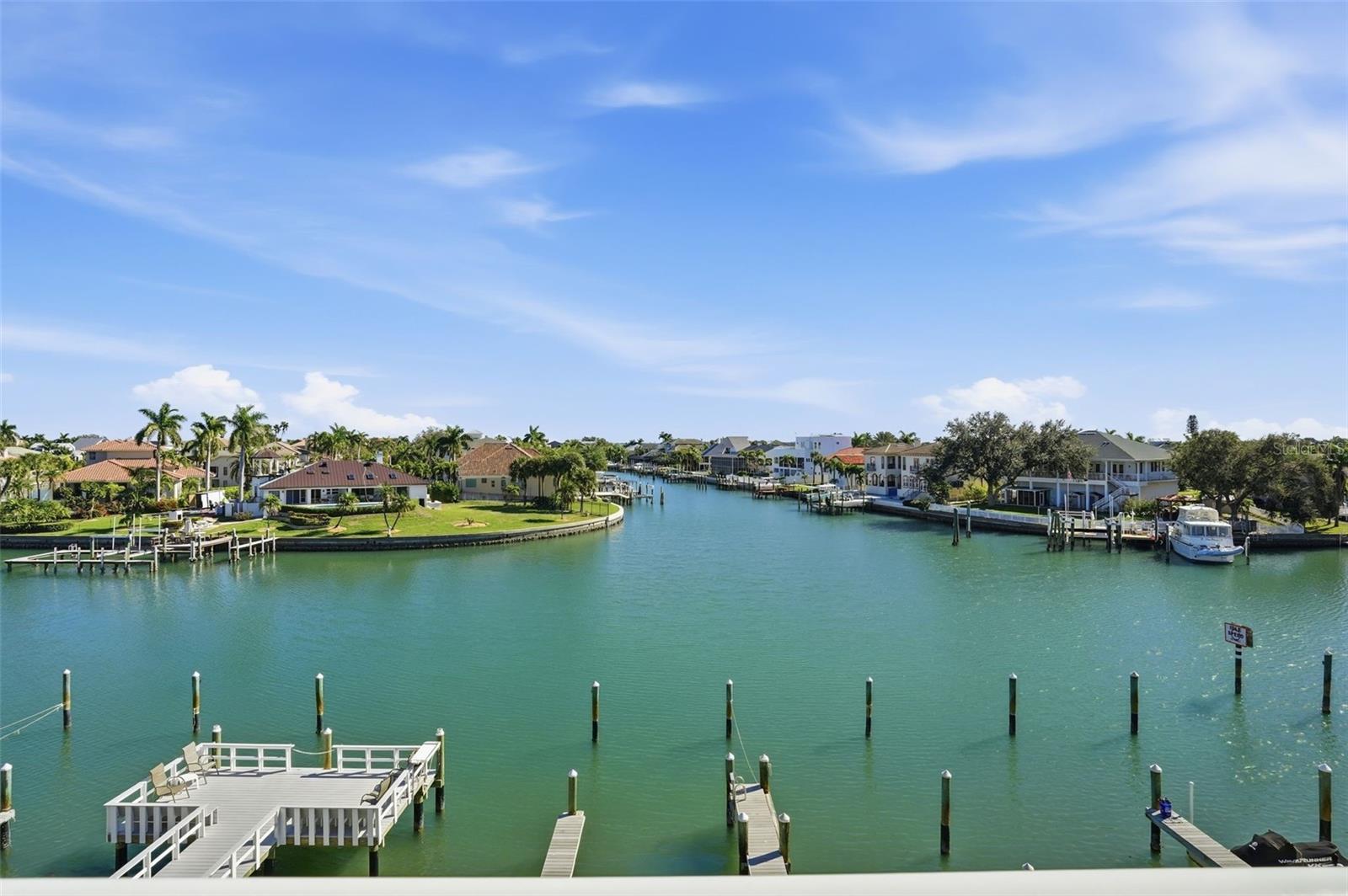 719 PINELLAS BAYWAY S #305