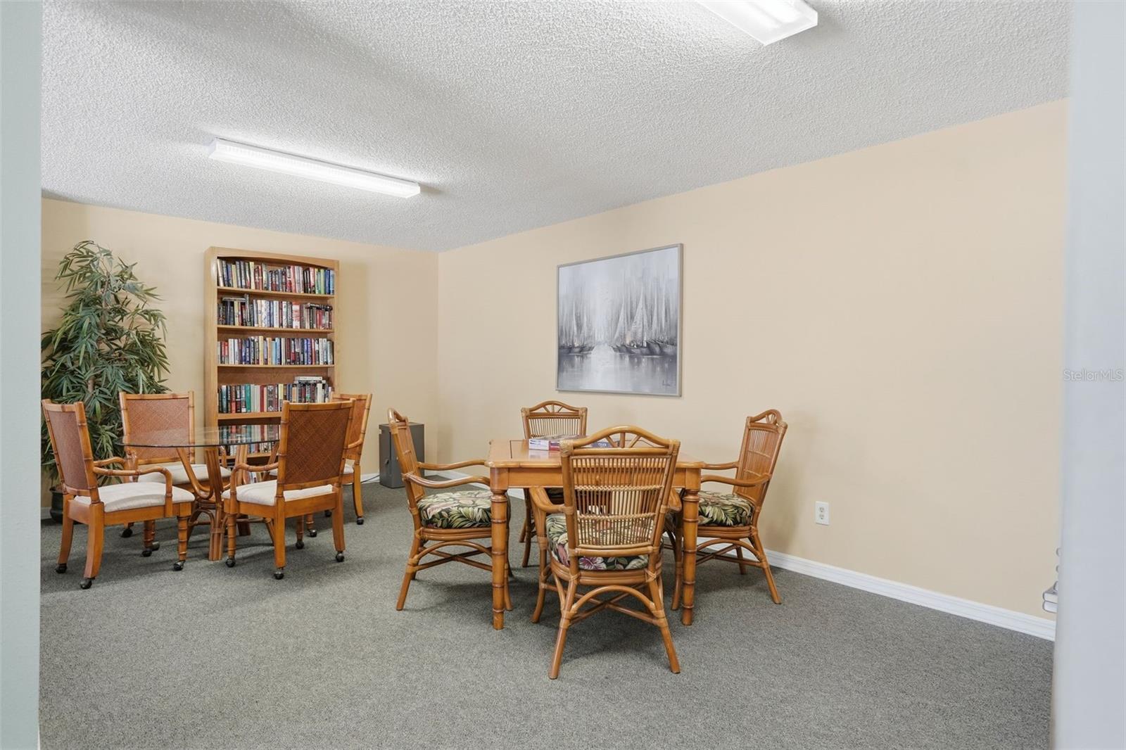 719 PINELLAS BAYWAY S #305