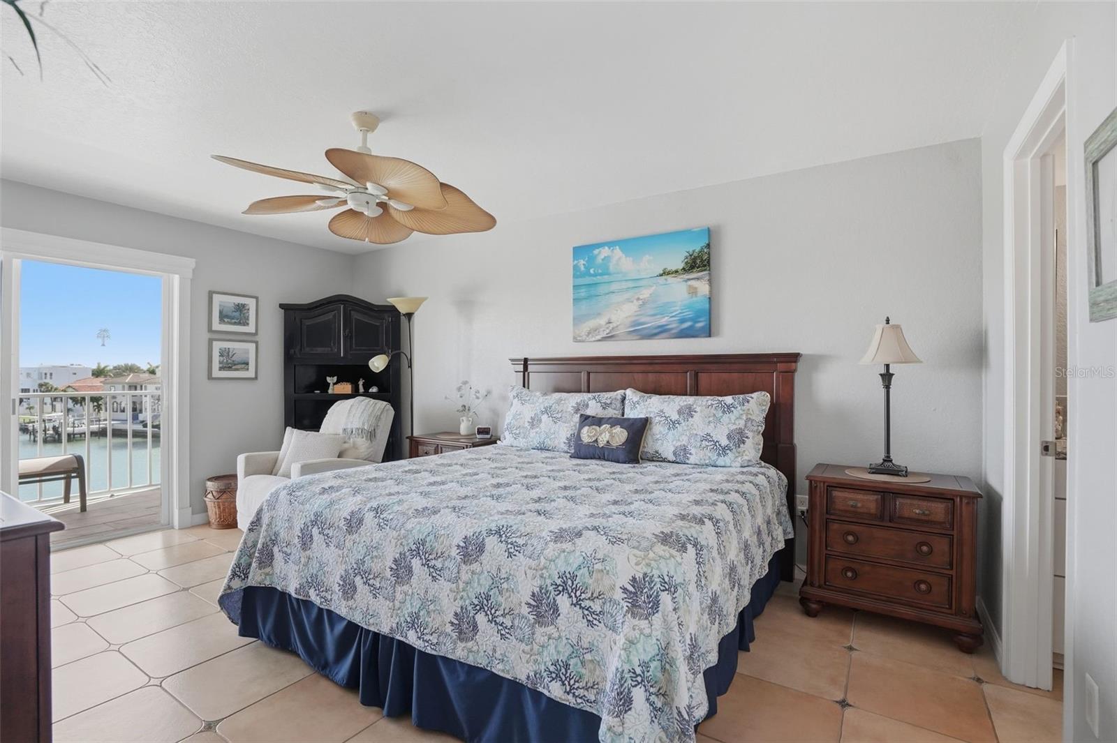 719 PINELLAS BAYWAY S #305