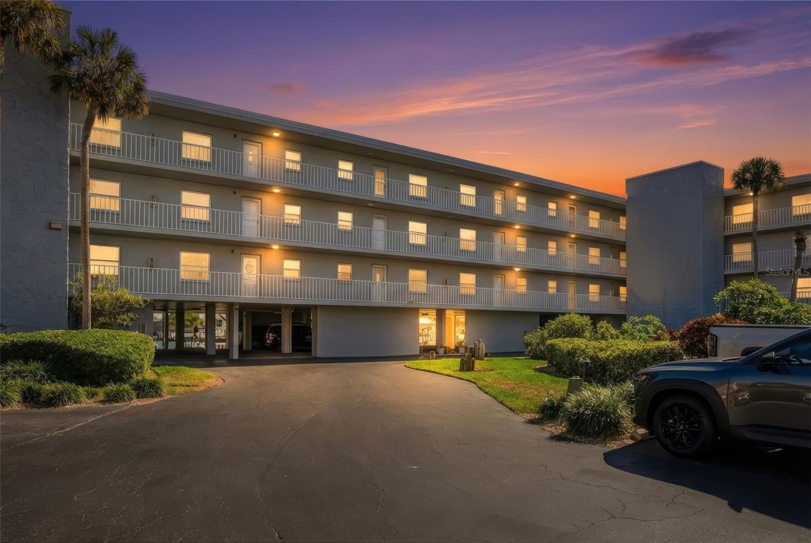 719 PINELLAS BAYWAY S #305