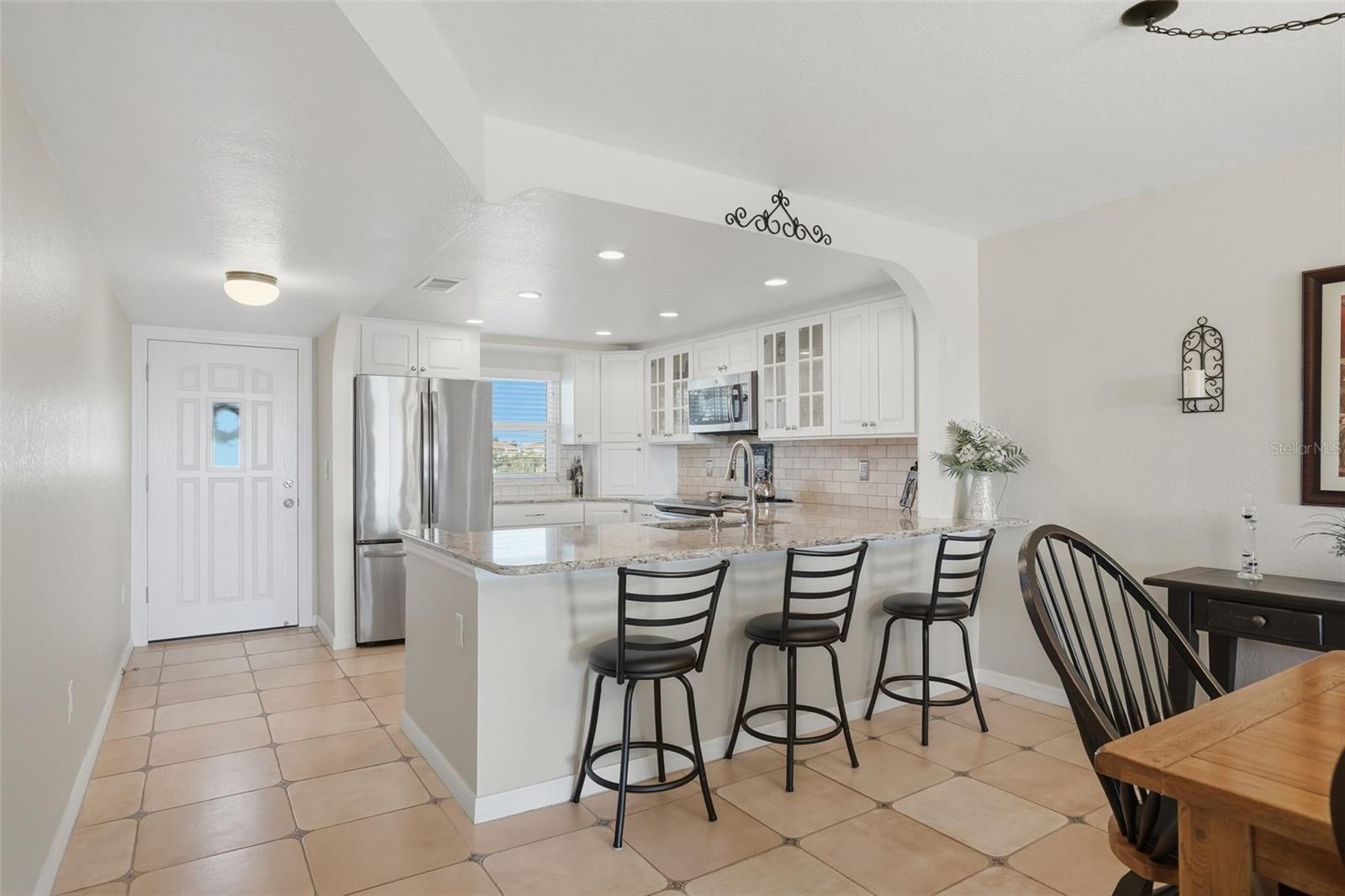 719 PINELLAS BAYWAY S #305