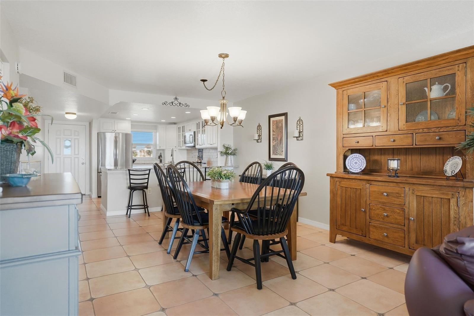 719 PINELLAS BAYWAY S #305