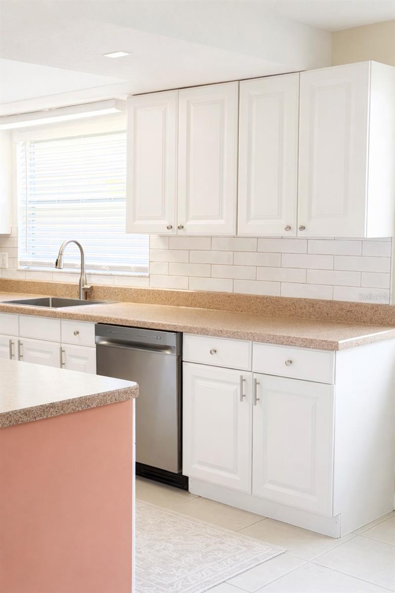 500 SANIBEL CT