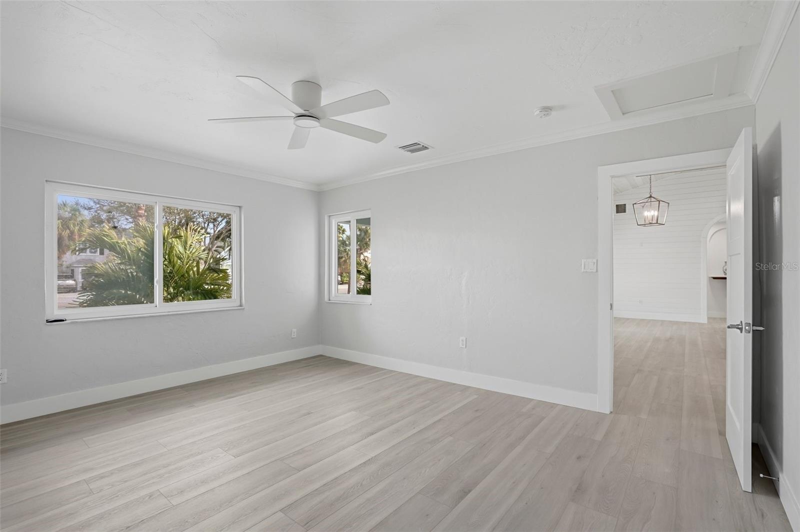 2906 PASS A GRILLE WAY