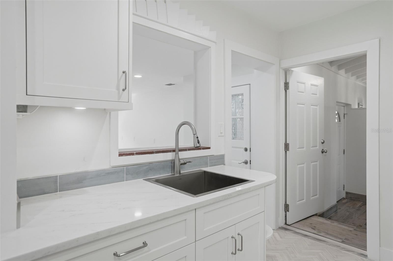 2906 PASS A GRILLE WAY