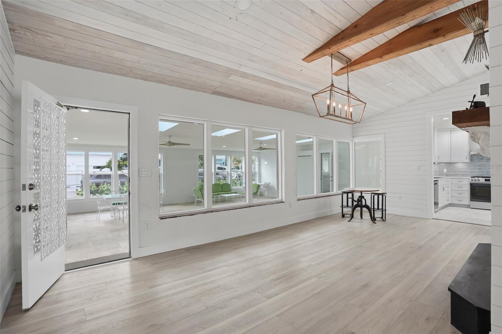 2906 PASS A GRILLE WAY