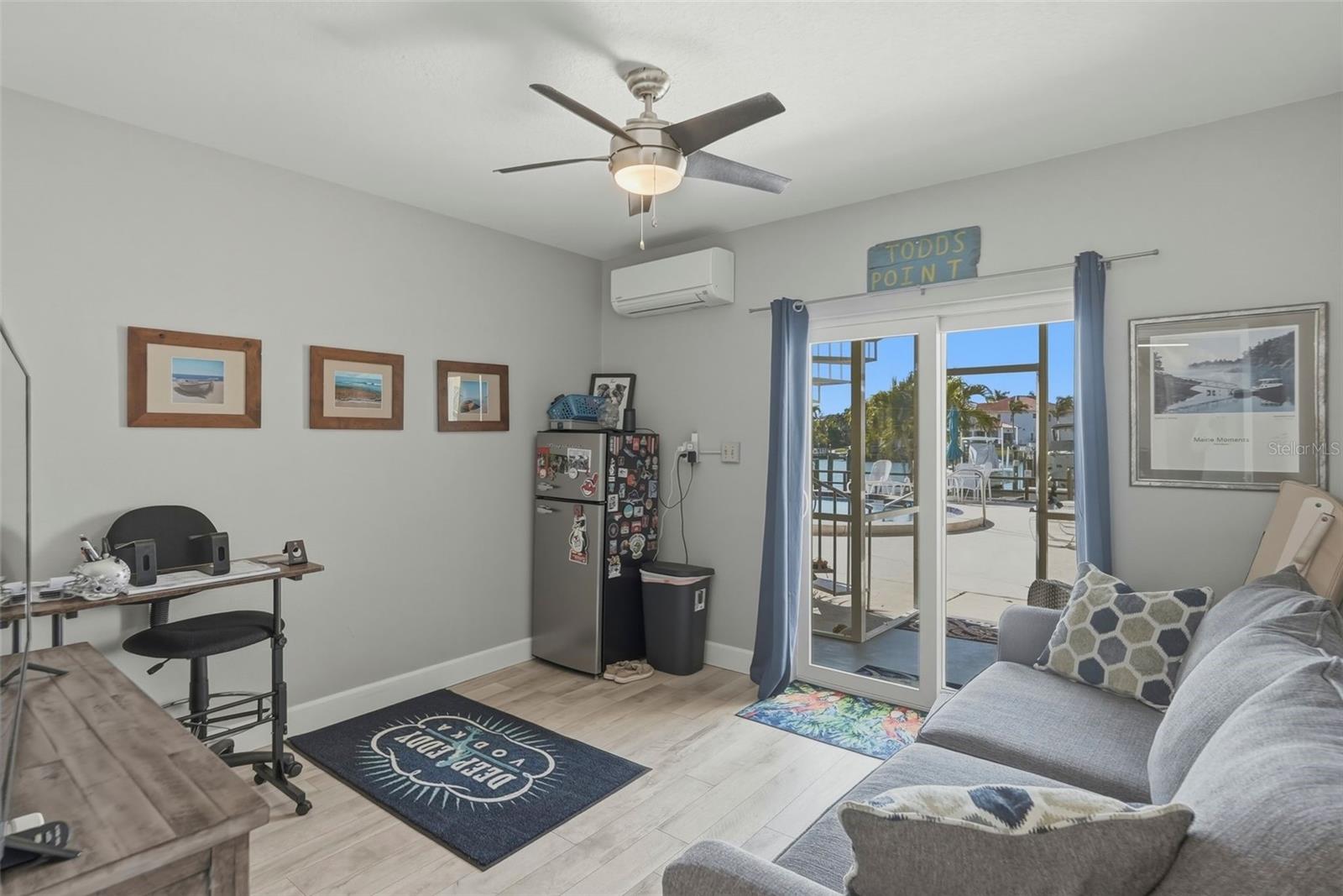 544 PINELLAS BAYWAY S #TH13
