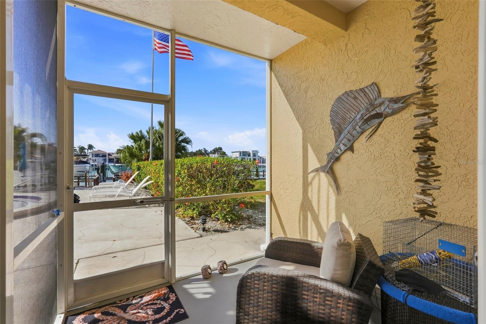 544 PINELLAS BAYWAY S #TH13