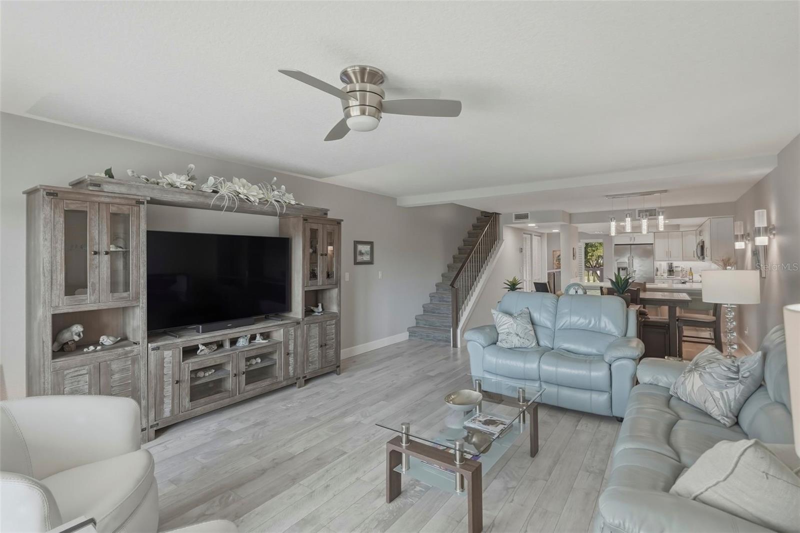 544 PINELLAS BAYWAY S #TH13