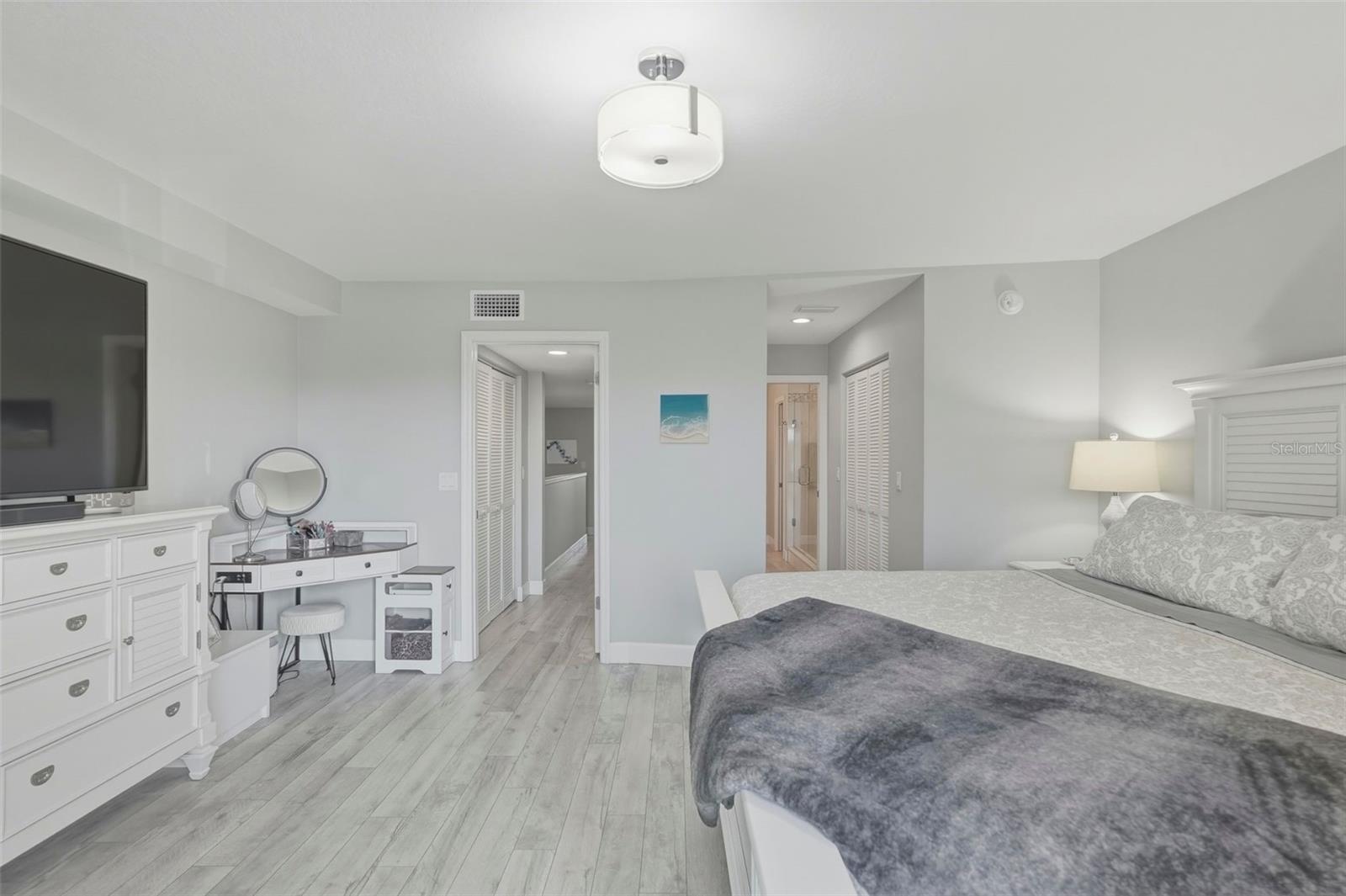 544 PINELLAS BAYWAY S #TH13