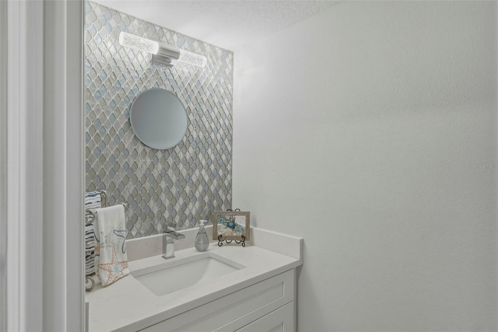 544 PINELLAS BAYWAY S #TH13