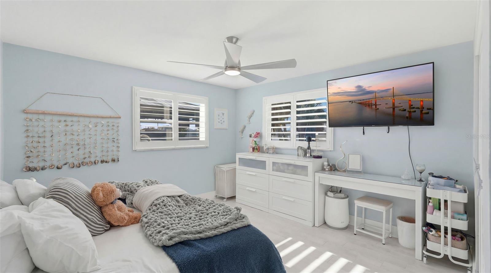 6420 3RD PALM PT