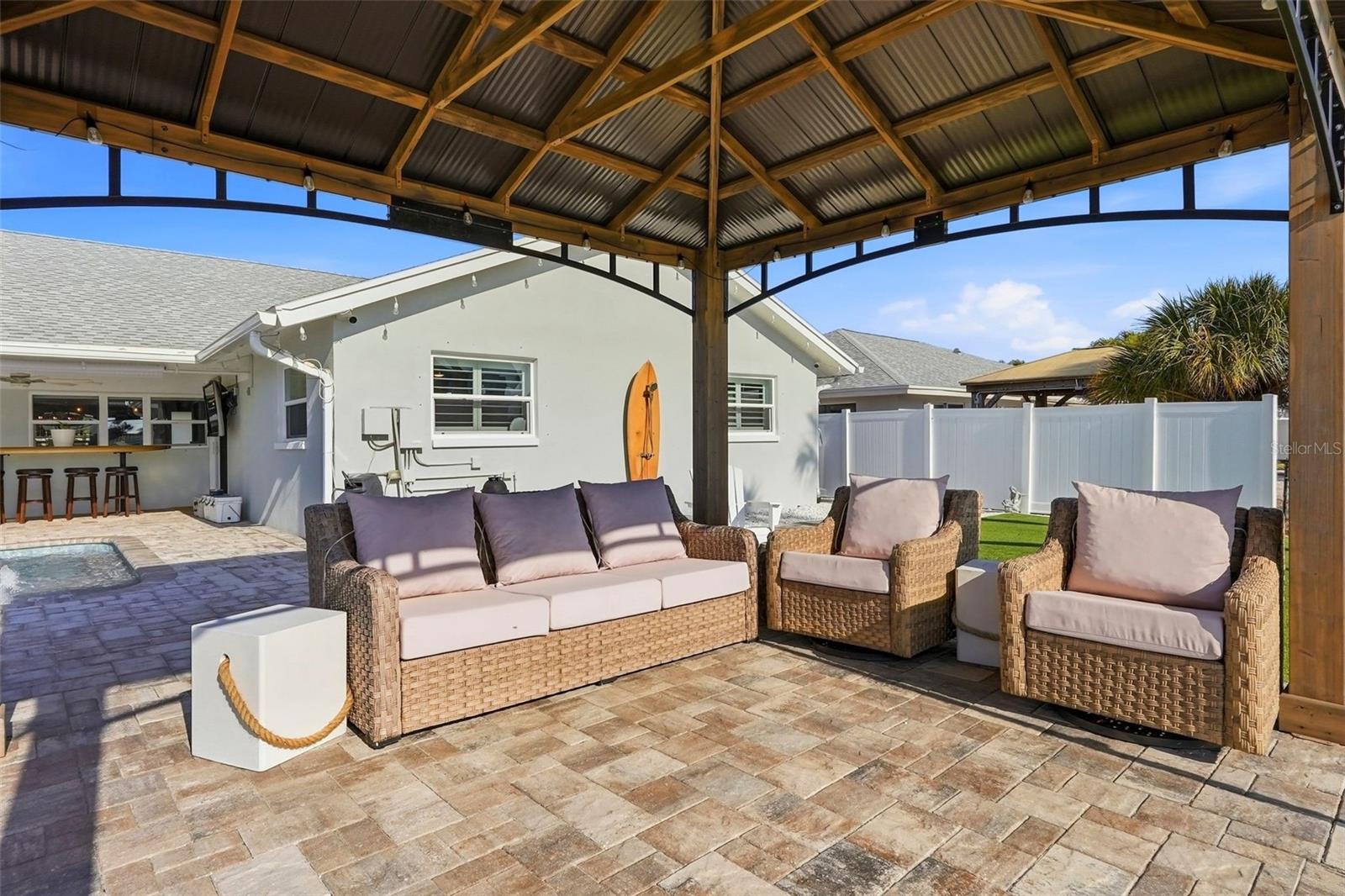 6420 3RD PALM PT
