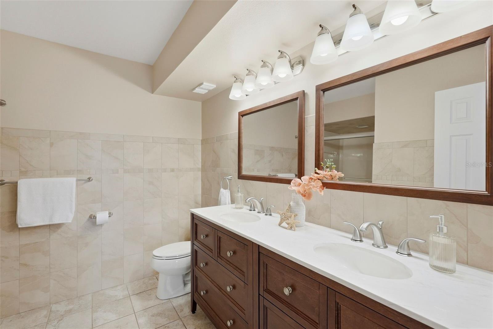 5801 BAHIA DEL MAR CIR #410