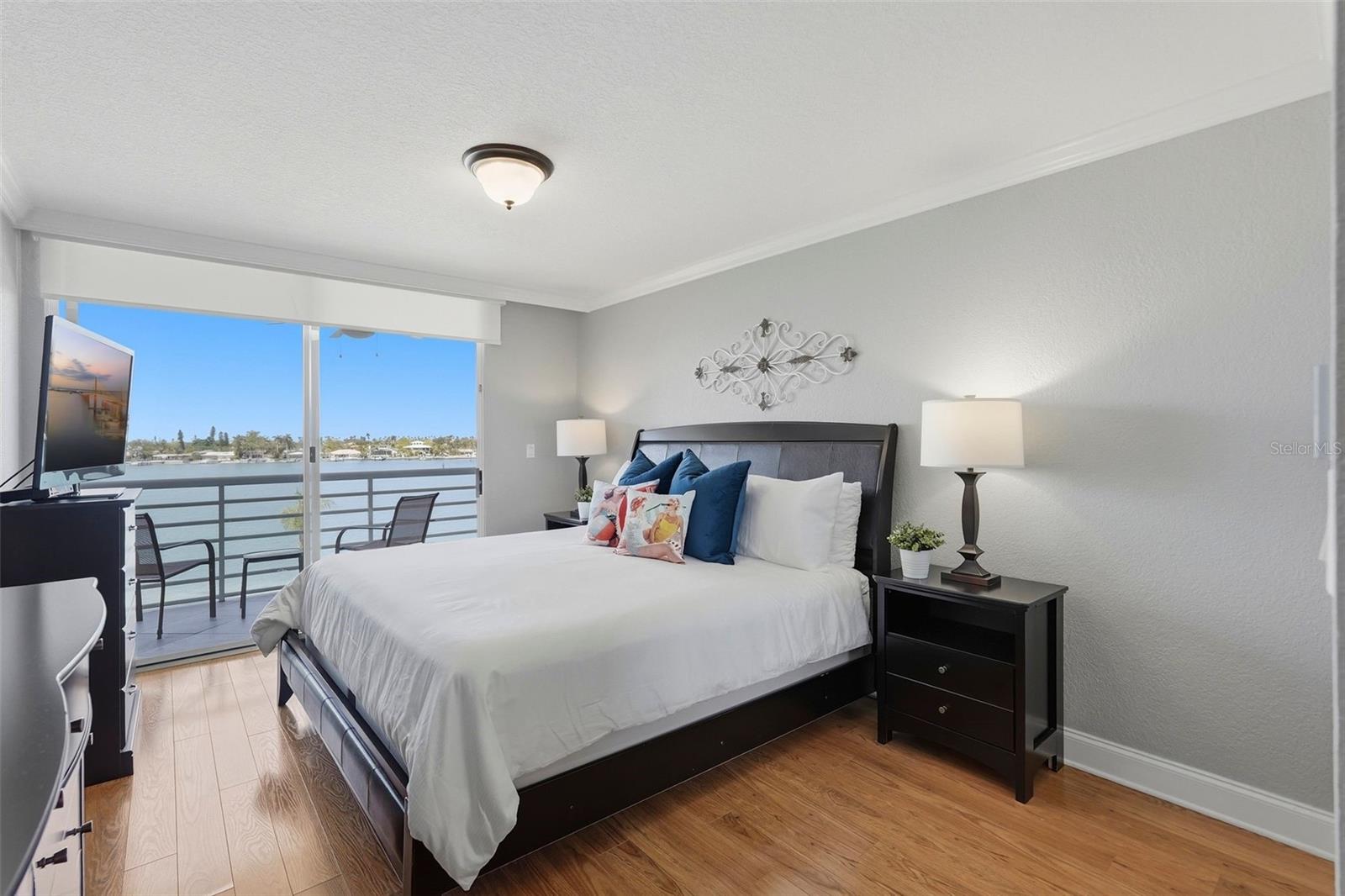 5801 BAHIA DEL MAR CIR #410