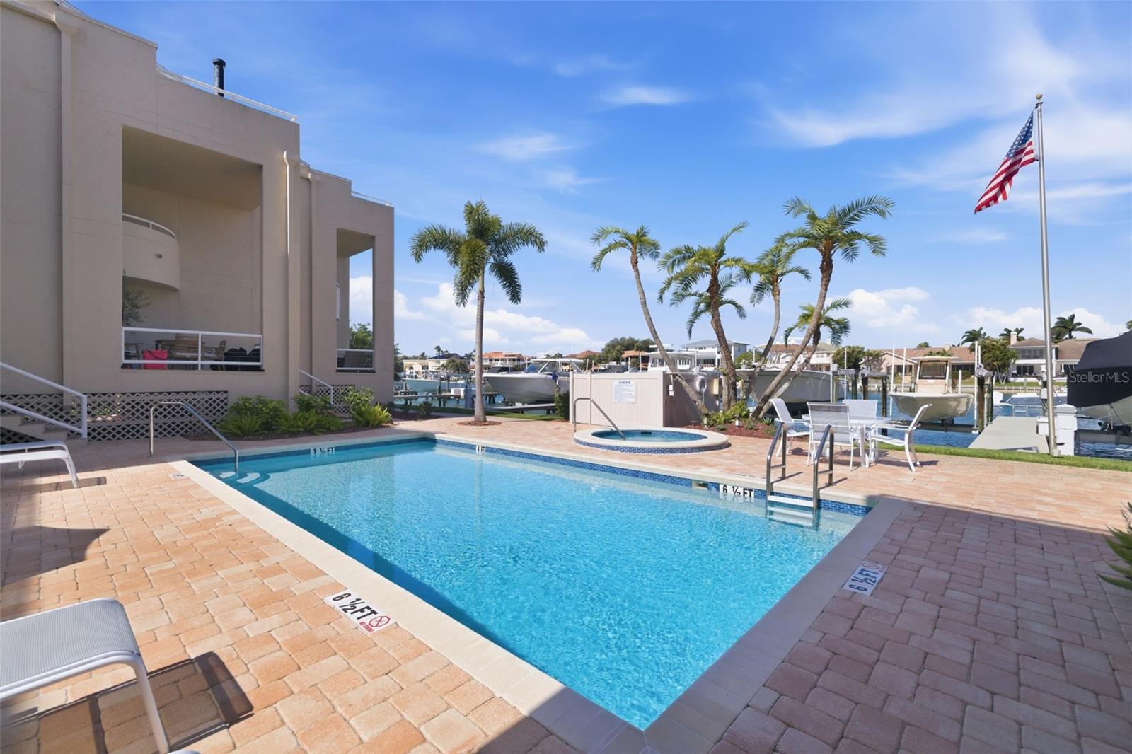 722 PINELLAS BAYWAY S #104