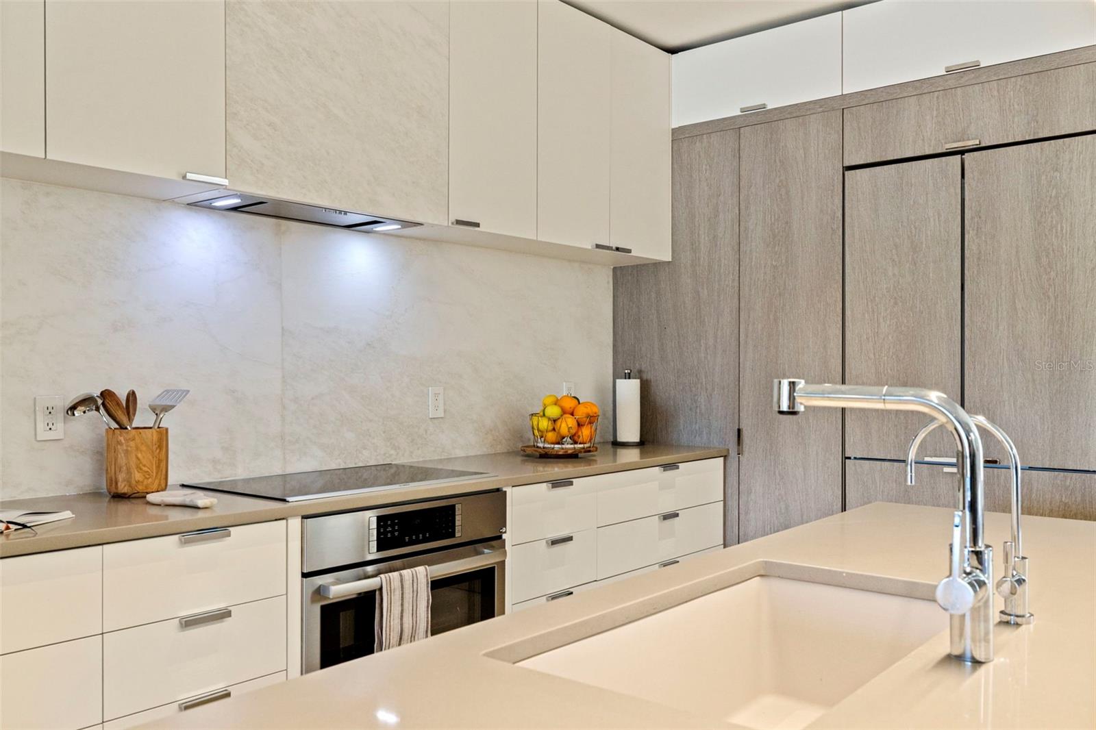 722 PINELLAS BAYWAY S #104