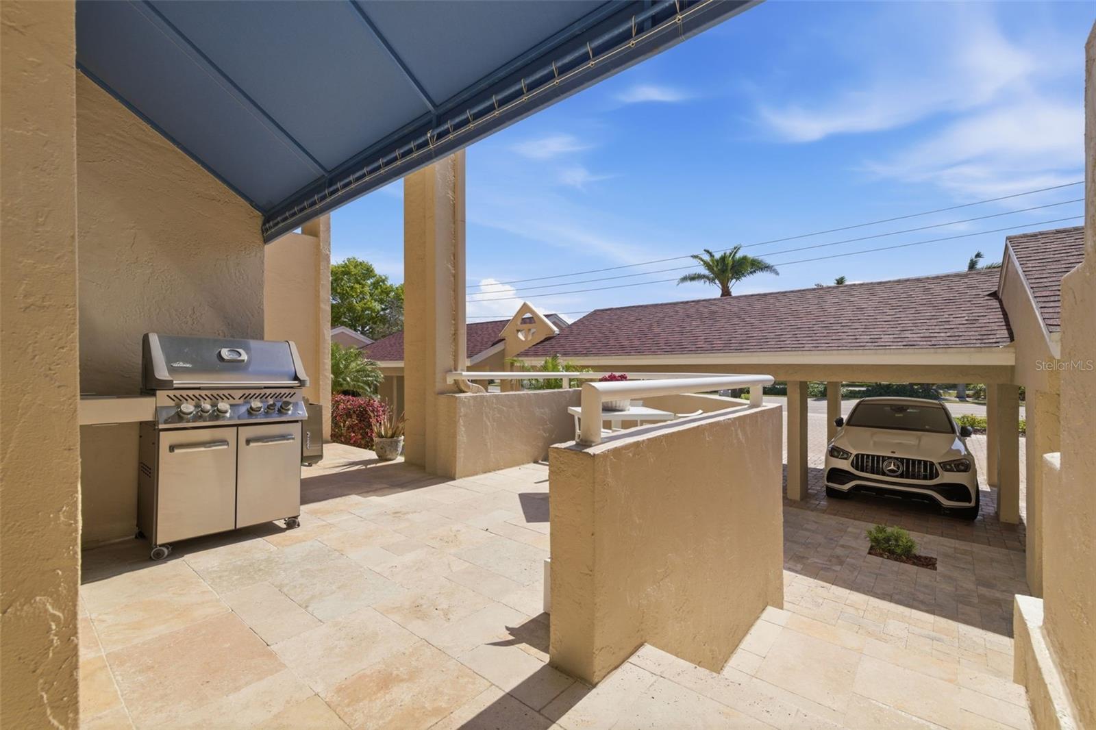 722 PINELLAS BAYWAY S #104