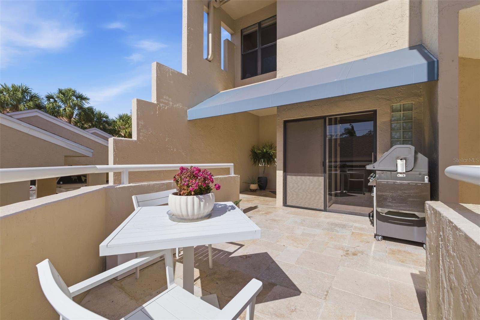 722 PINELLAS BAYWAY S #104