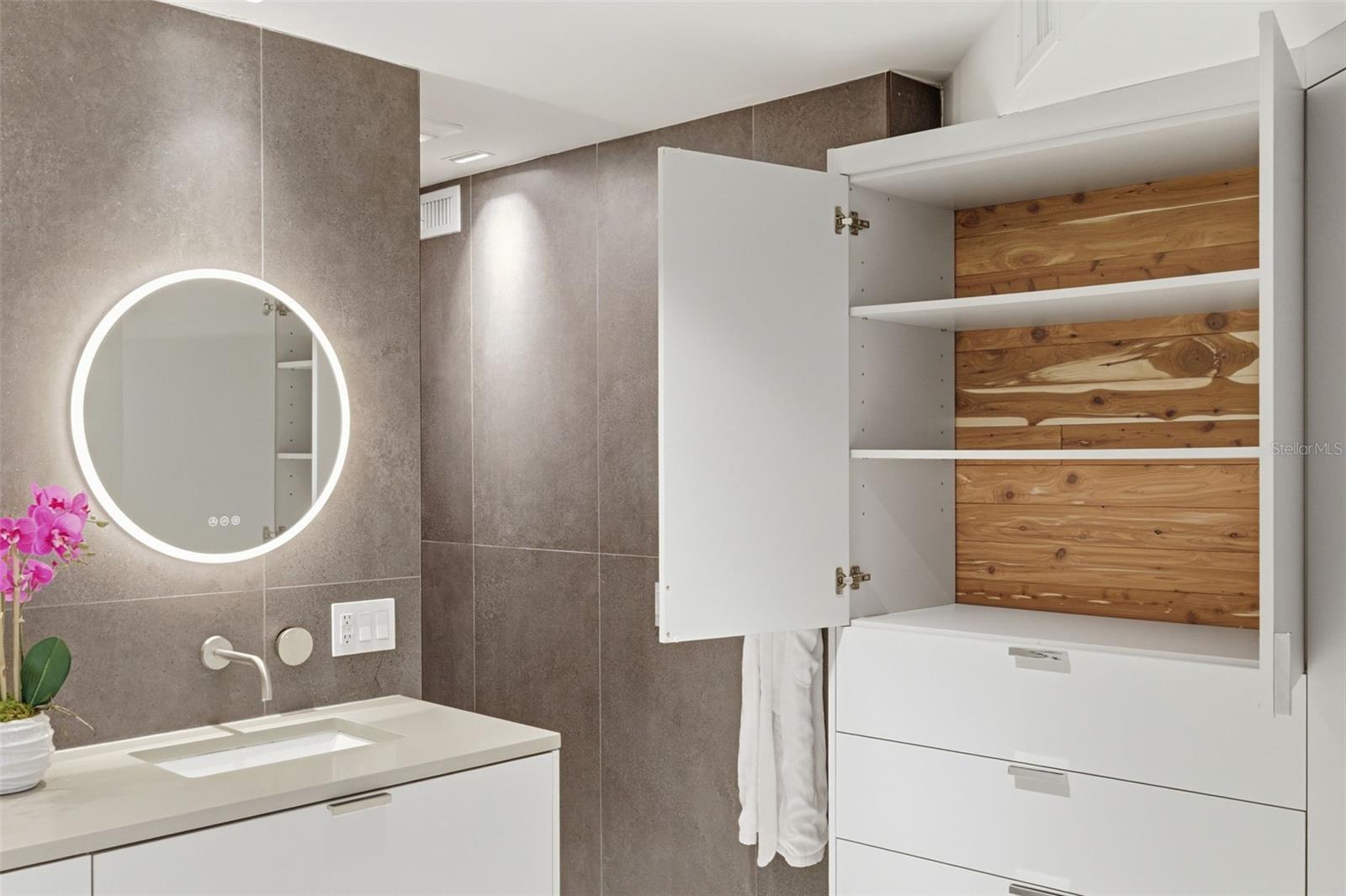 722 PINELLAS BAYWAY S #104