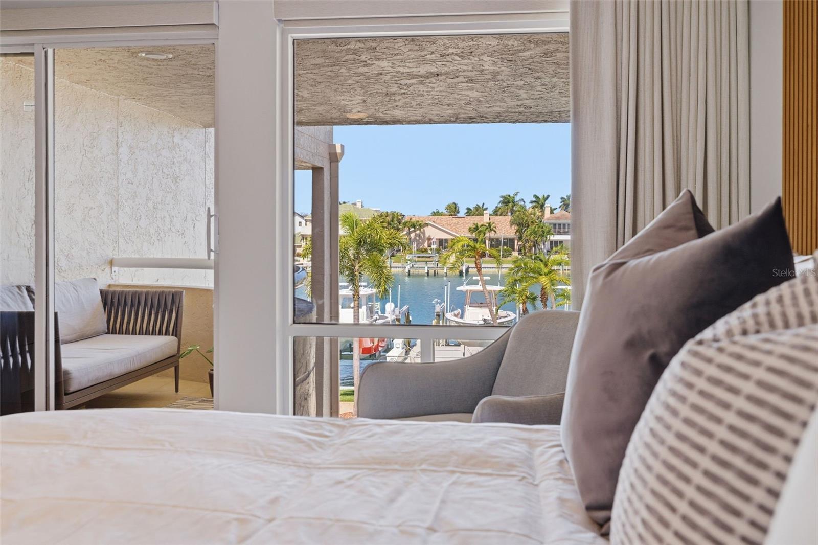 722 PINELLAS BAYWAY S #104