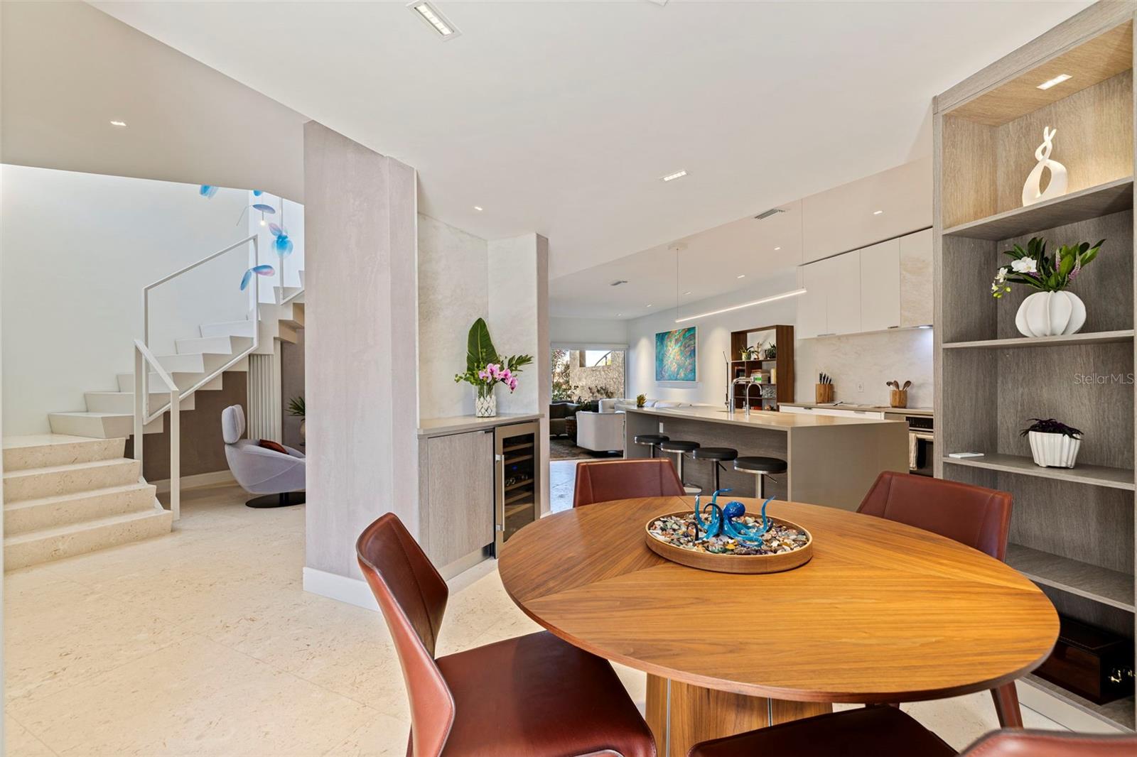 722 PINELLAS BAYWAY S #104