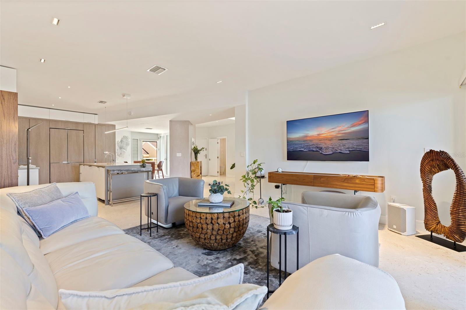 722 PINELLAS BAYWAY S #104