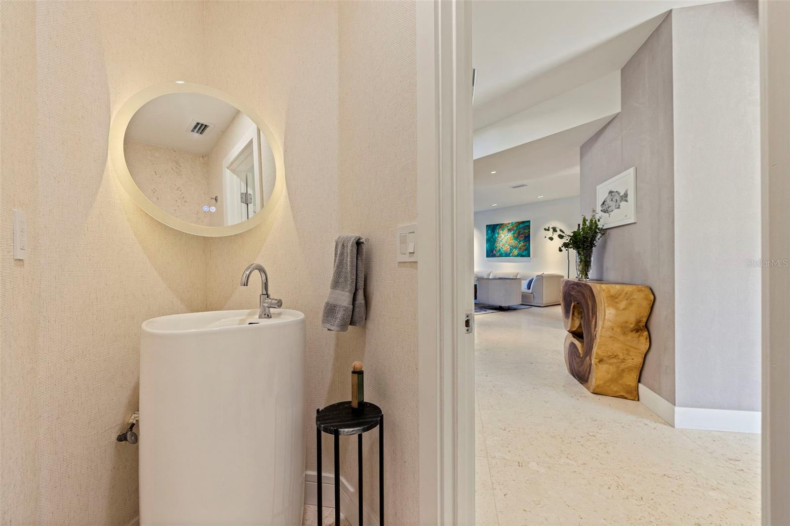 722 PINELLAS BAYWAY S #104