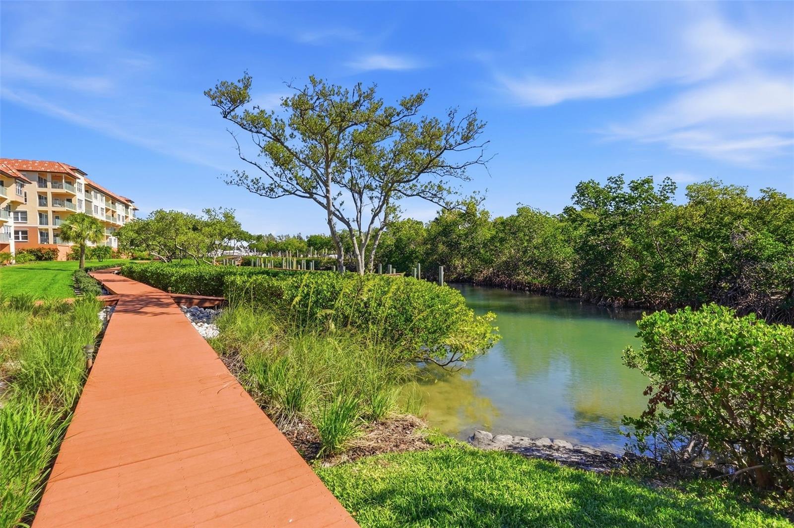 1695 PINELLAS BAYWAY S #E4