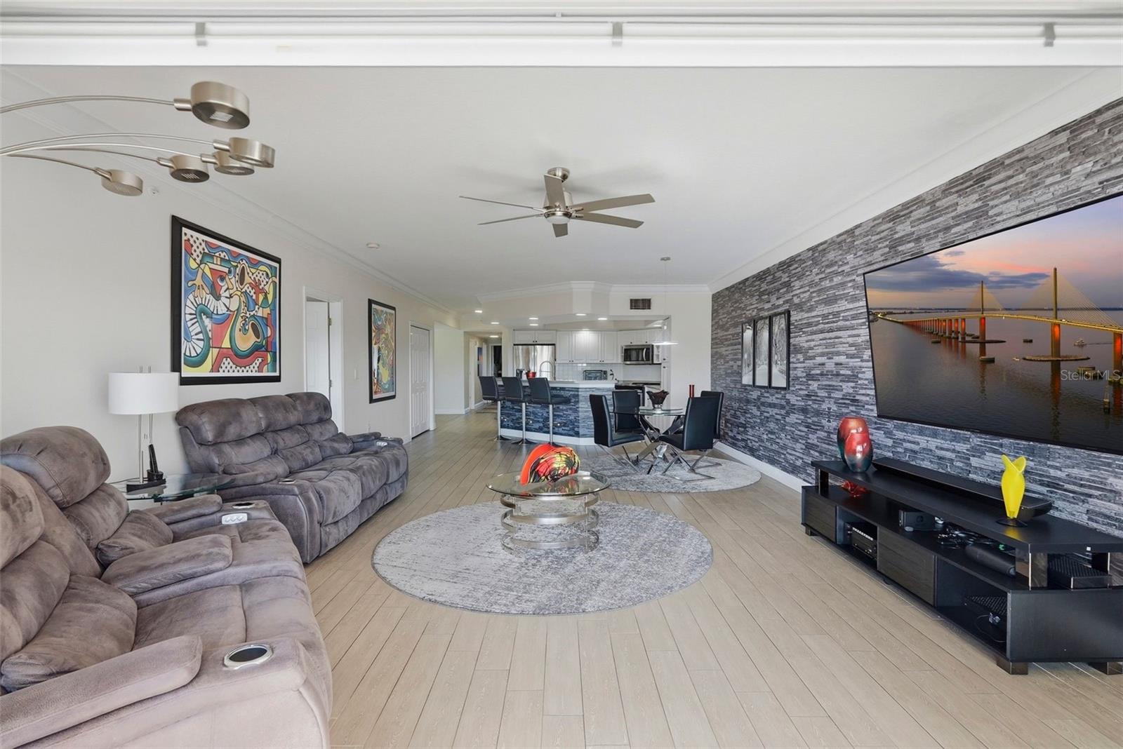 1695 PINELLAS BAYWAY S #E4