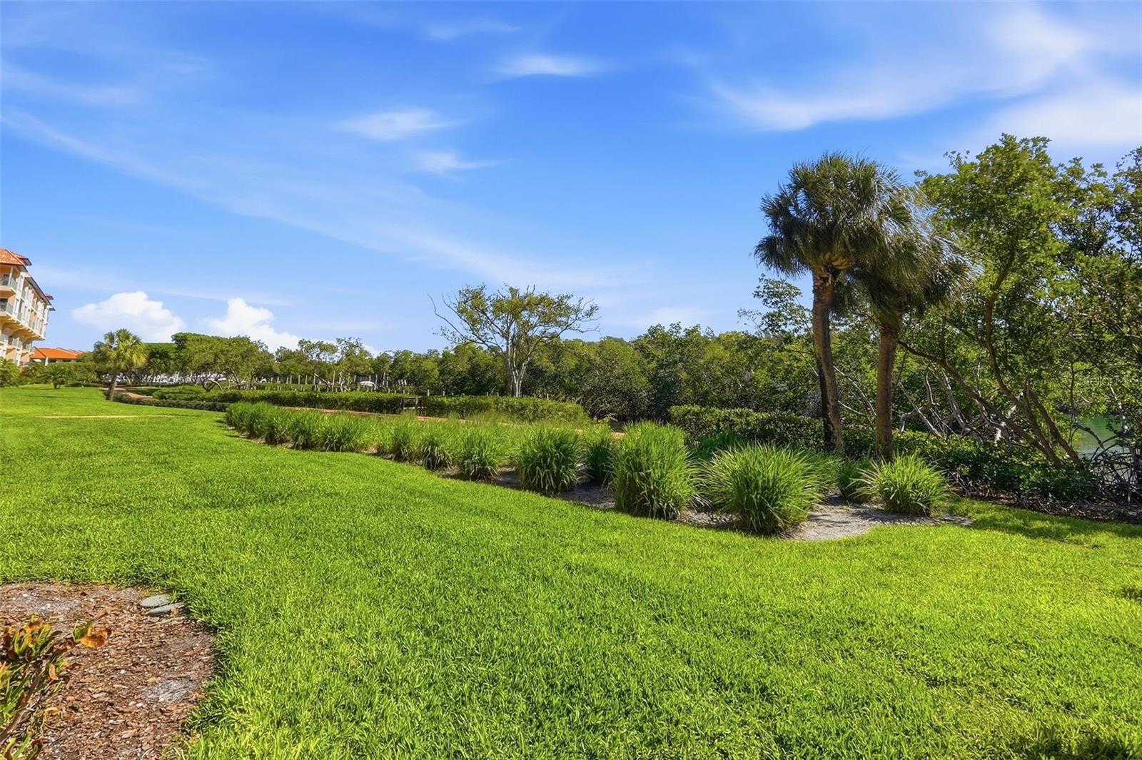1695 PINELLAS BAYWAY S #E4