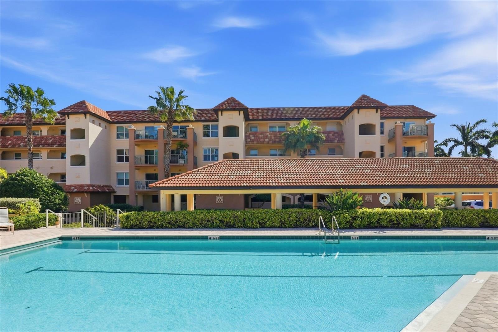 1695 PINELLAS BAYWAY S #E4