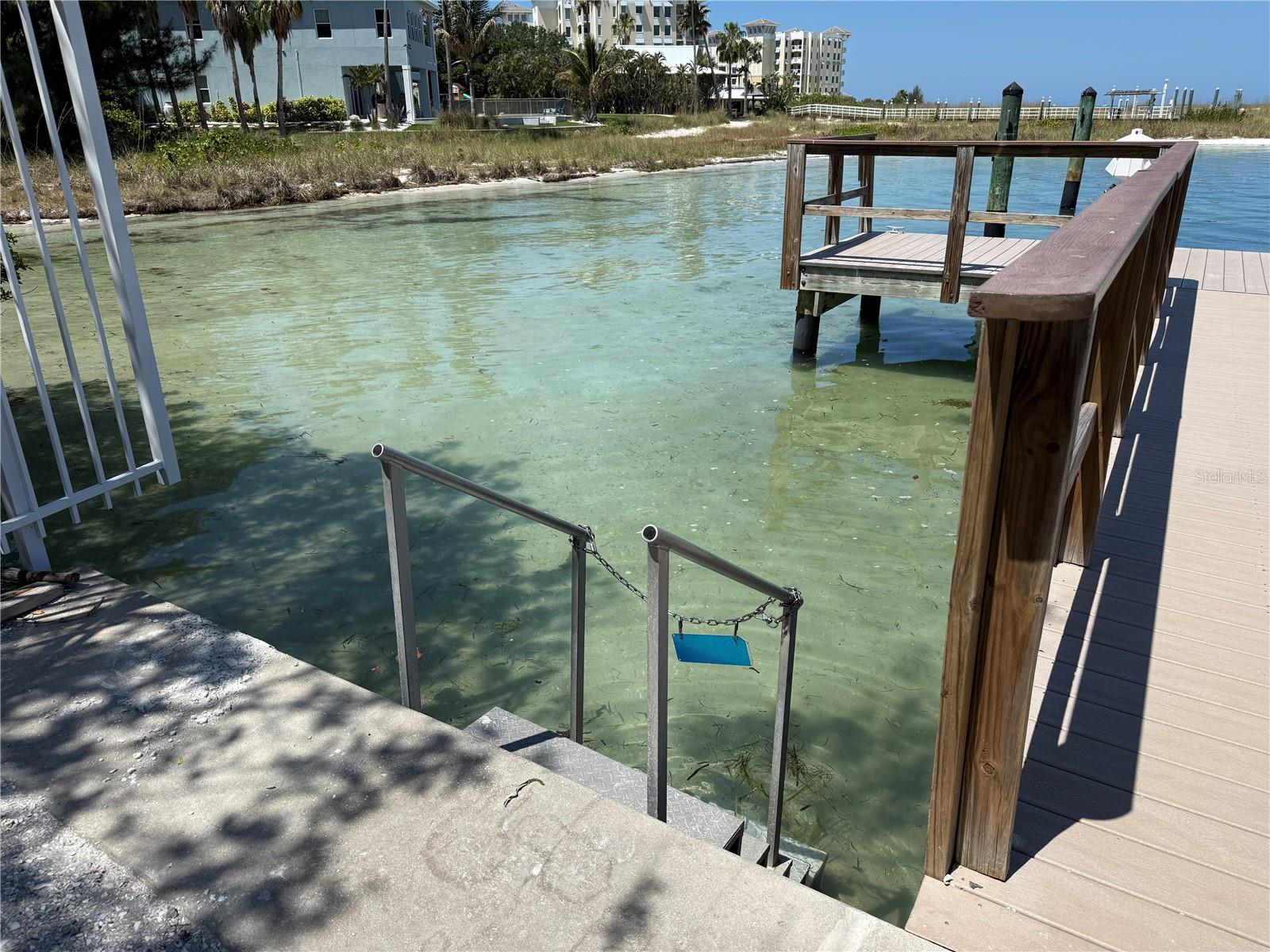 1100 PINELLAS BAYWAY S #G2