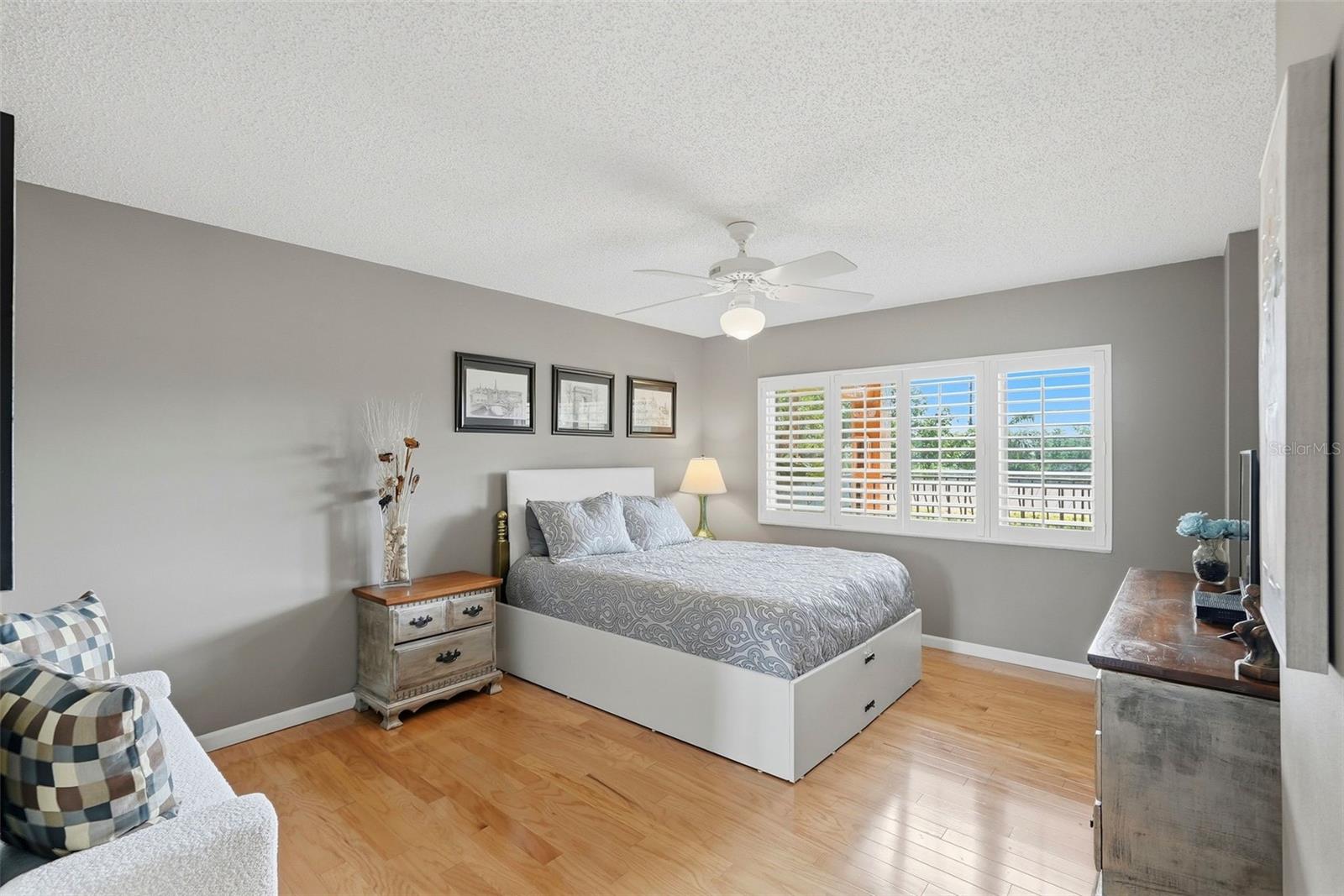 1060 PINELLAS BAYWAY S #204