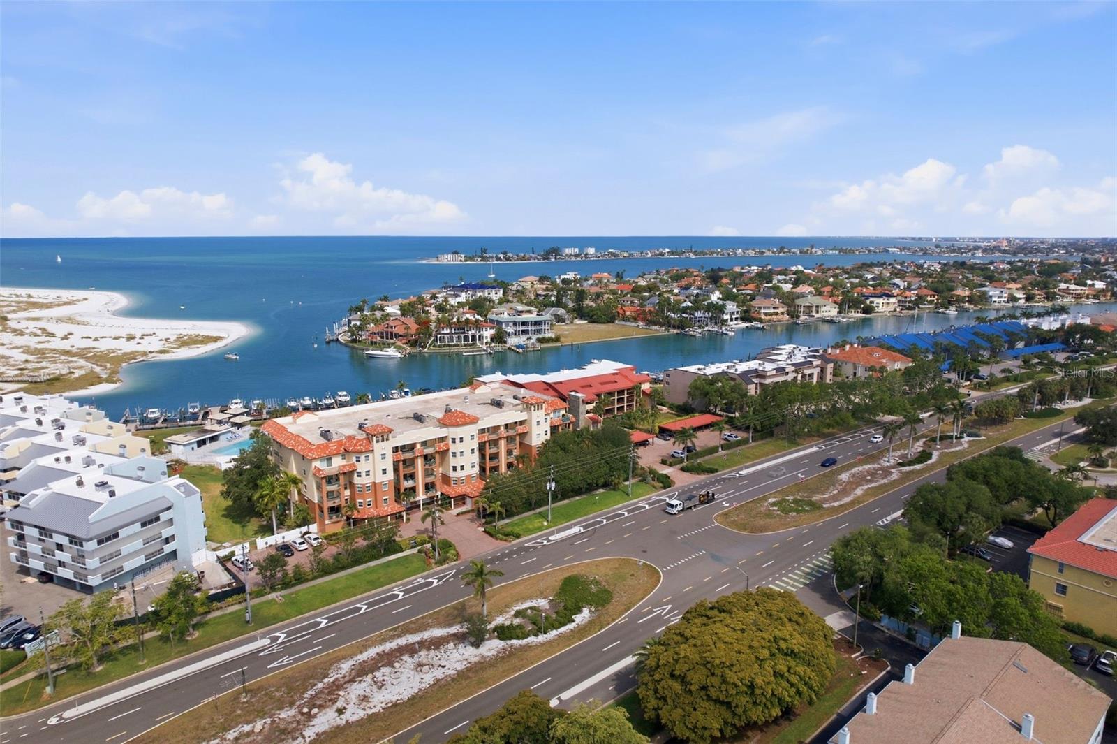 1060 PINELLAS BAYWAY S #204
