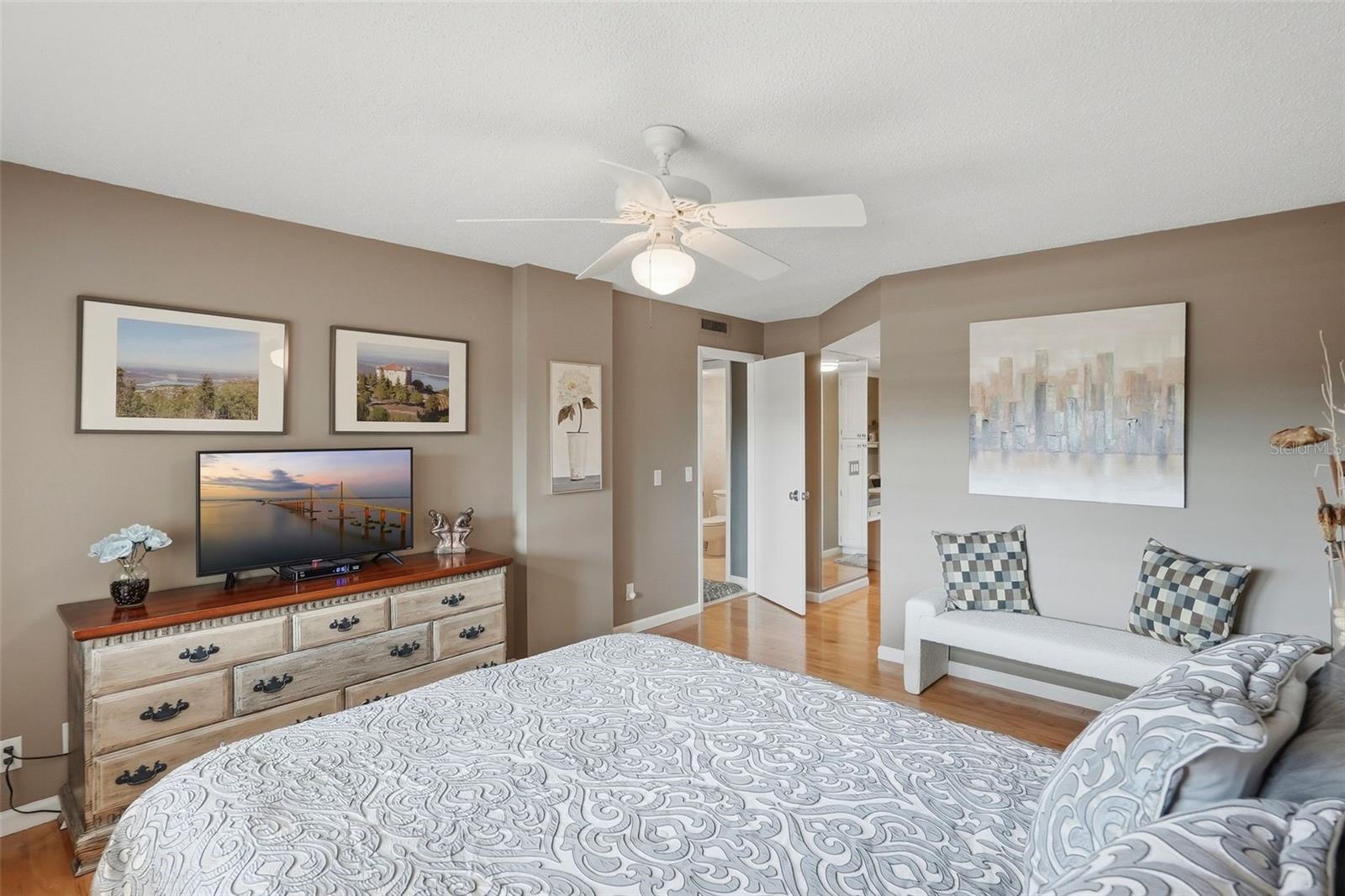 1060 PINELLAS BAYWAY S #204
