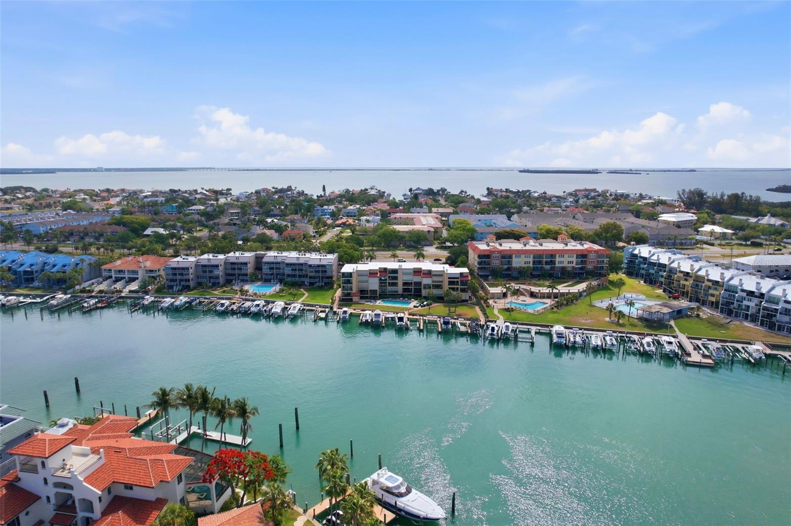 1060 PINELLAS BAYWAY S #204