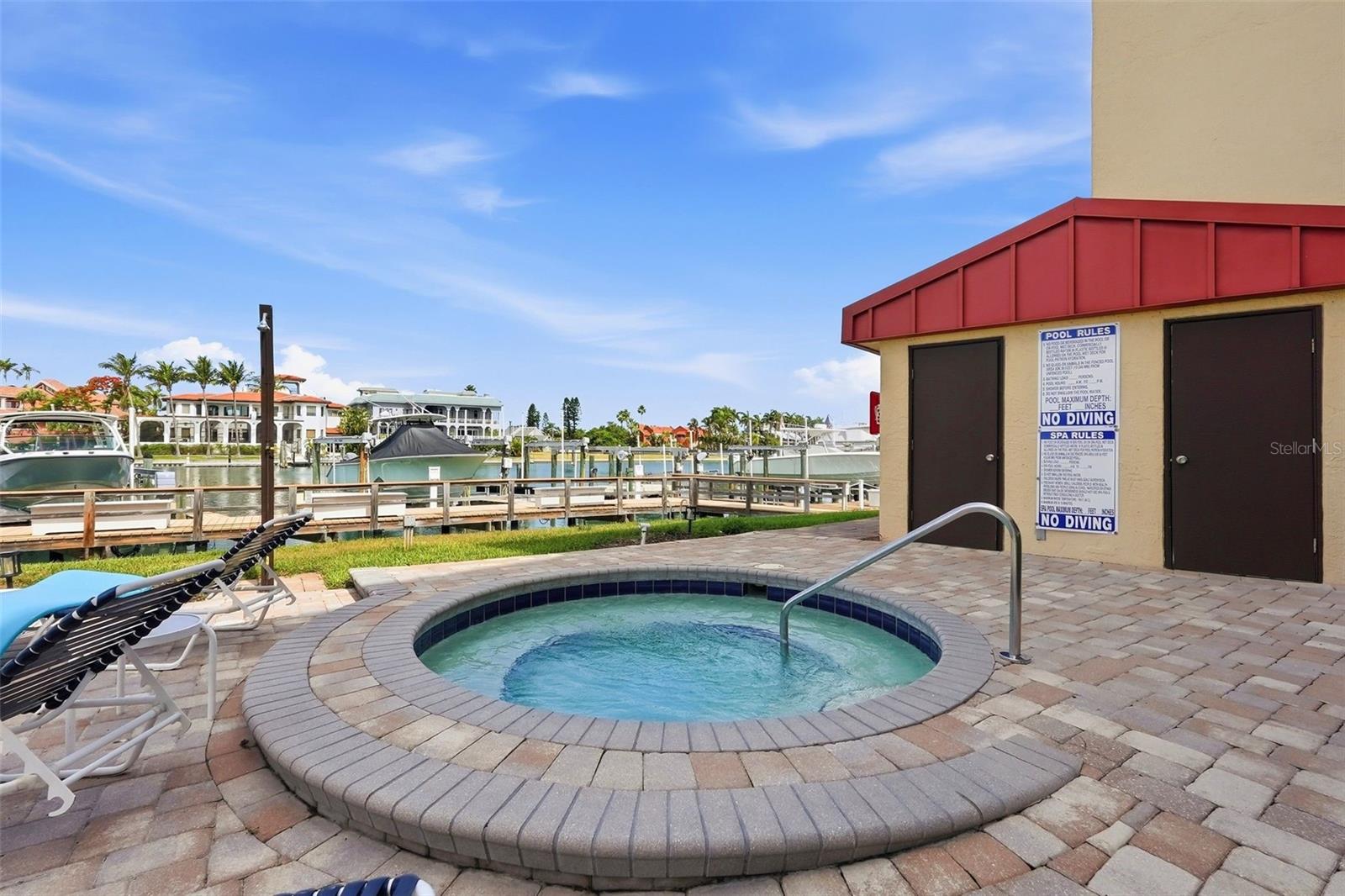 1060 PINELLAS BAYWAY S #204