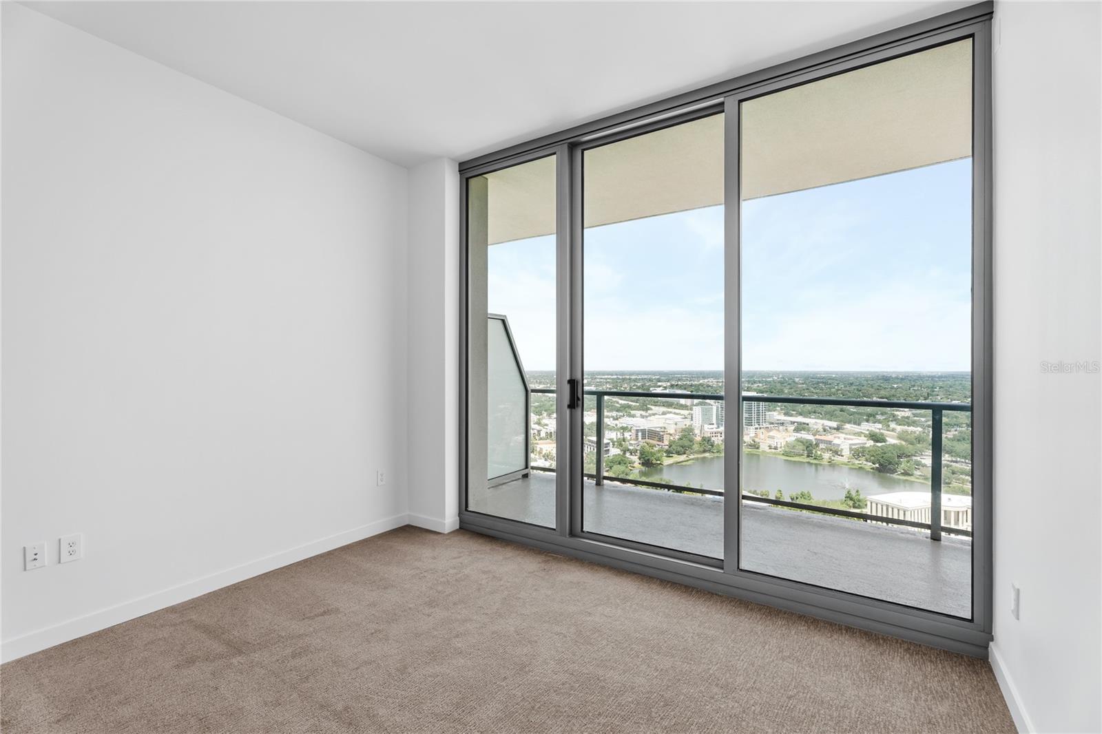 400 CENTRAL AVE #3107