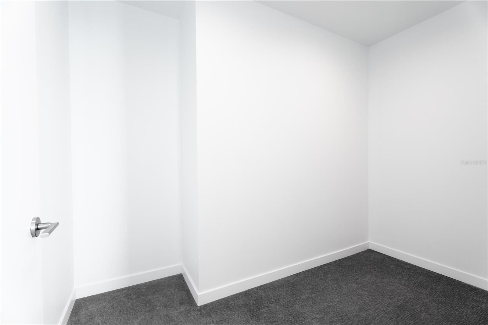 400 CENTRAL AVE #3107