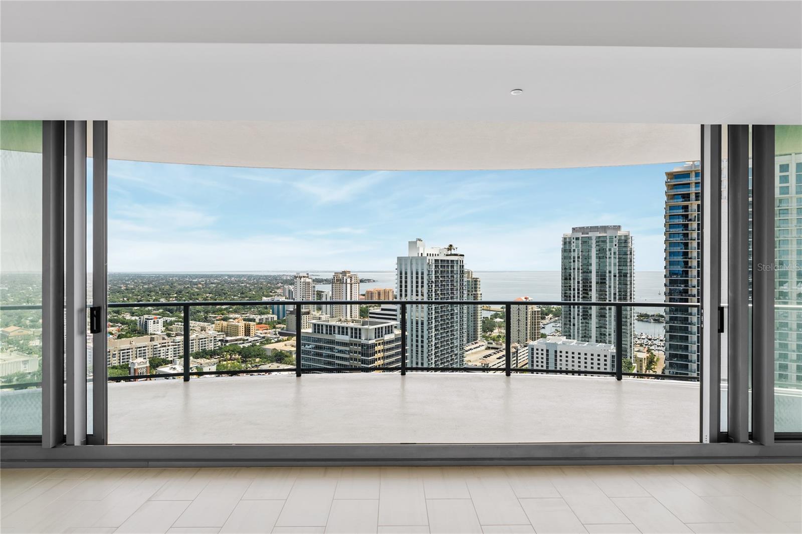 400 CENTRAL AVE #3107