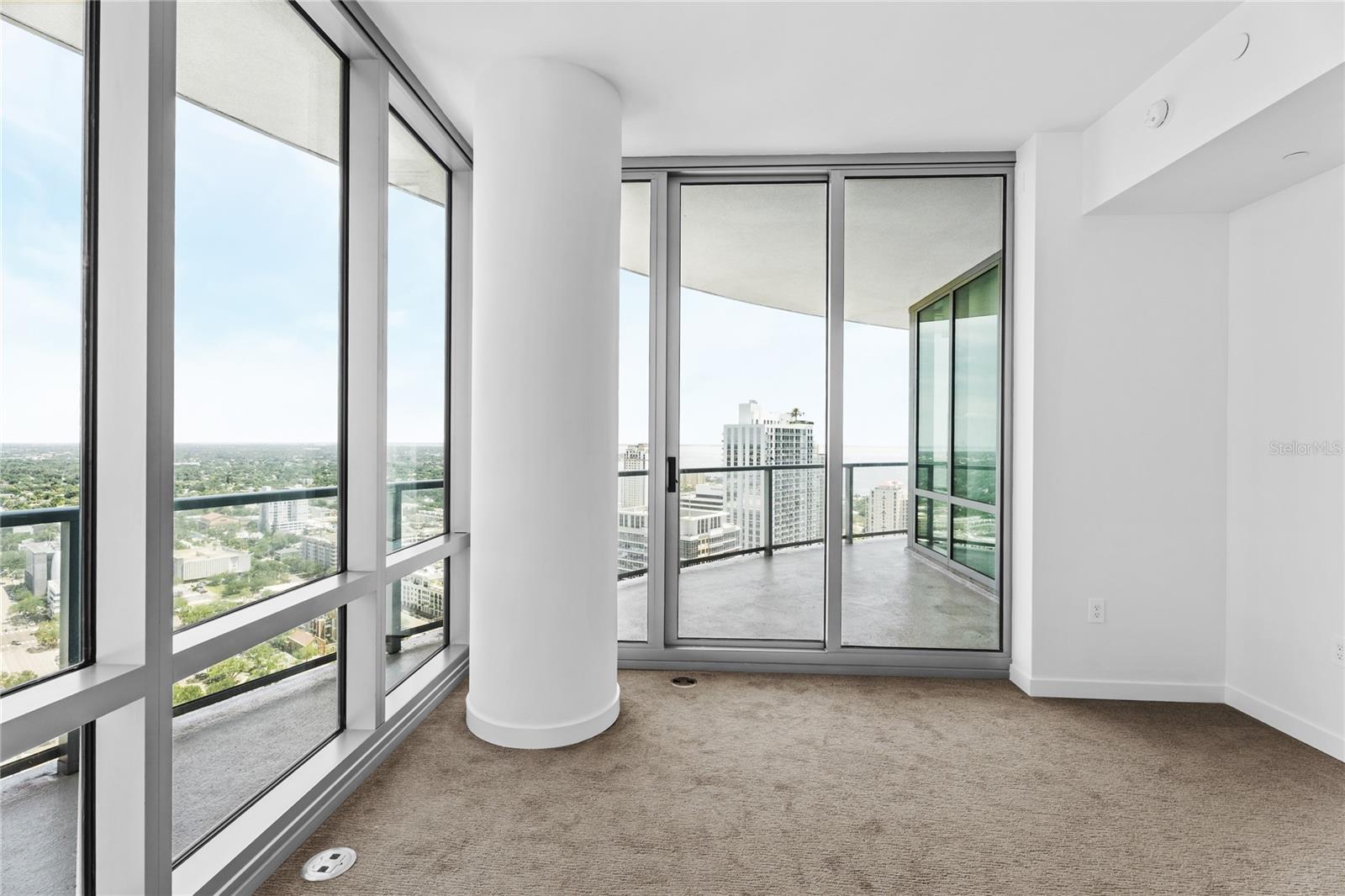 400 CENTRAL AVE #3107