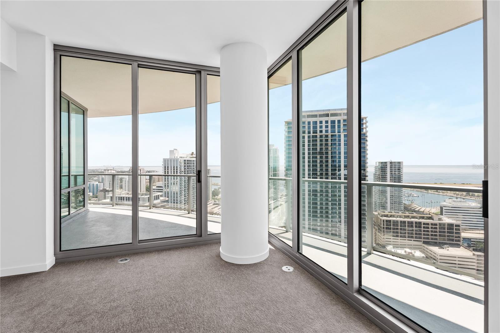 400 CENTRAL AVE #3107