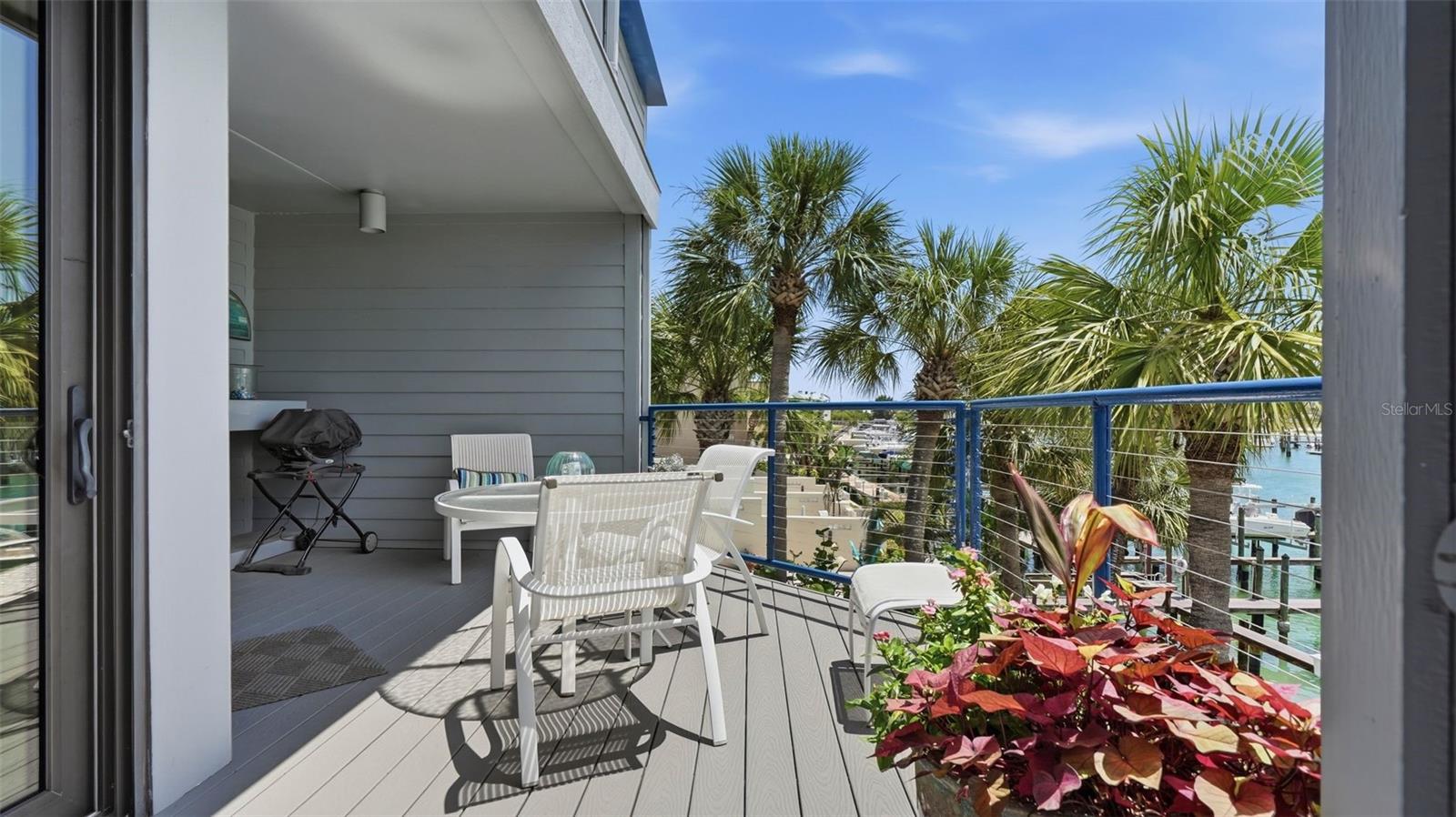 910 PINELLAS BAYWAY S #201