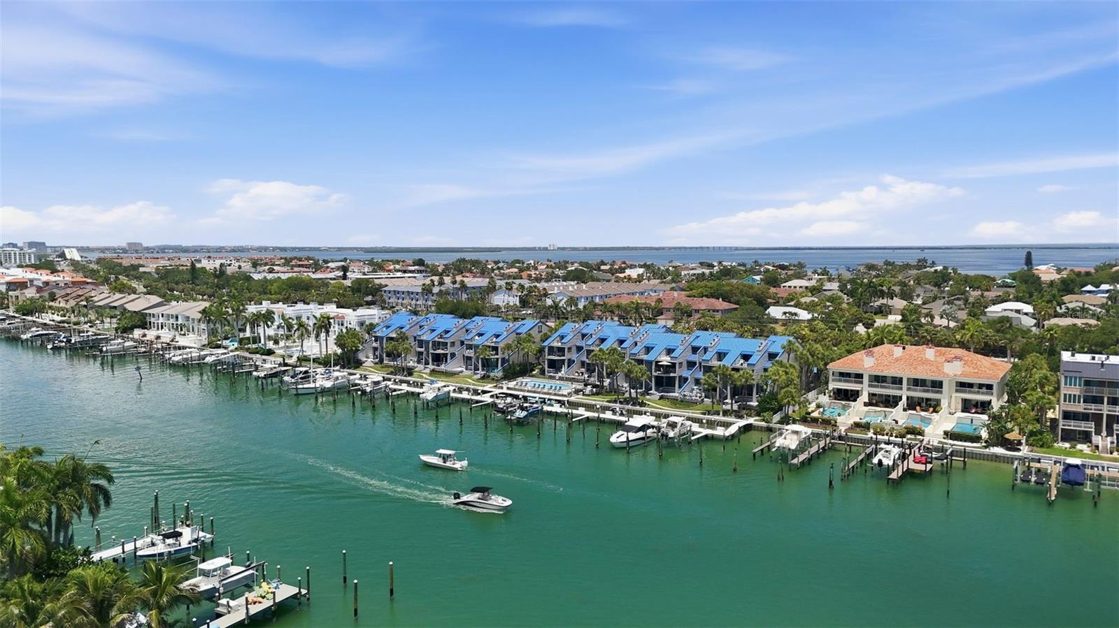 910 PINELLAS BAYWAY S #201