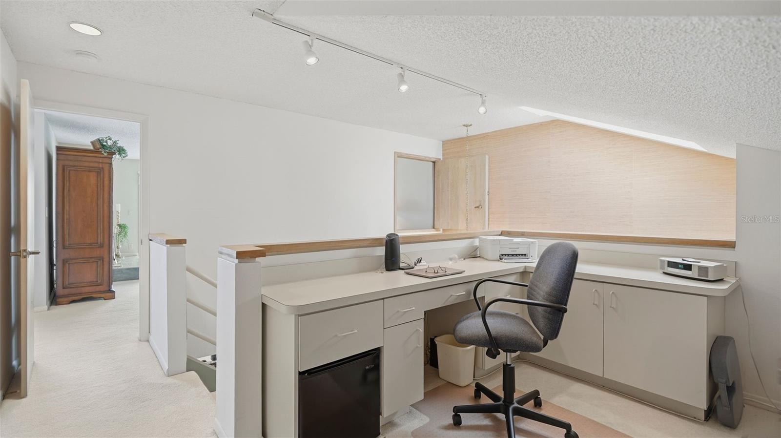 910 PINELLAS BAYWAY S #201