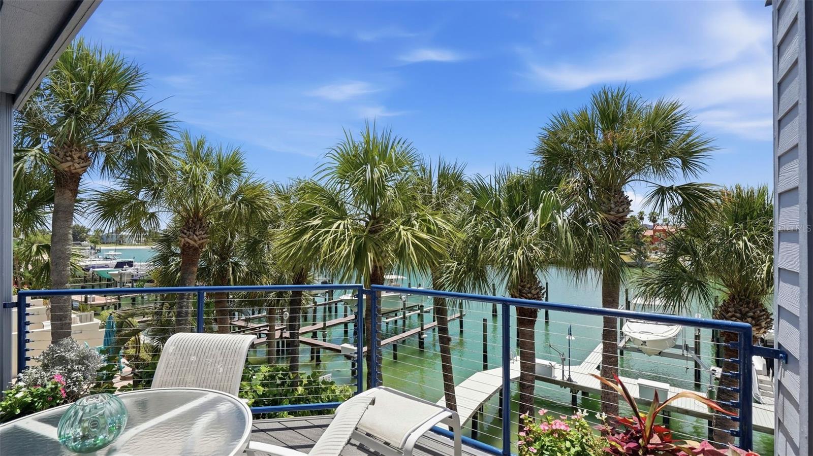 910 PINELLAS BAYWAY S #201